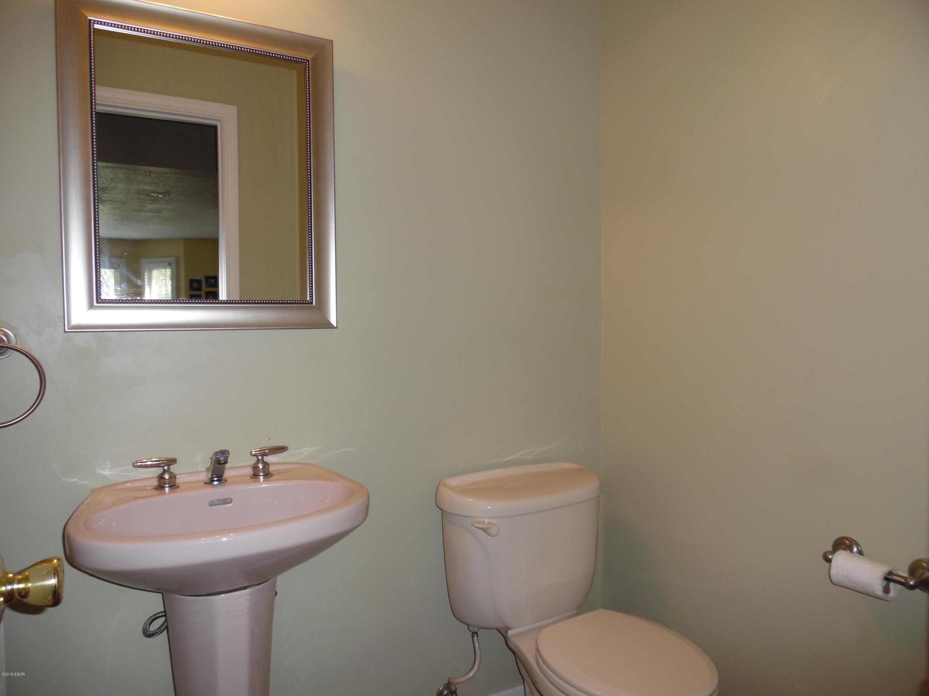38 Country Club Road Mount Vernon, IL 62864 - Photo 36 of 39 Gallery Image 36