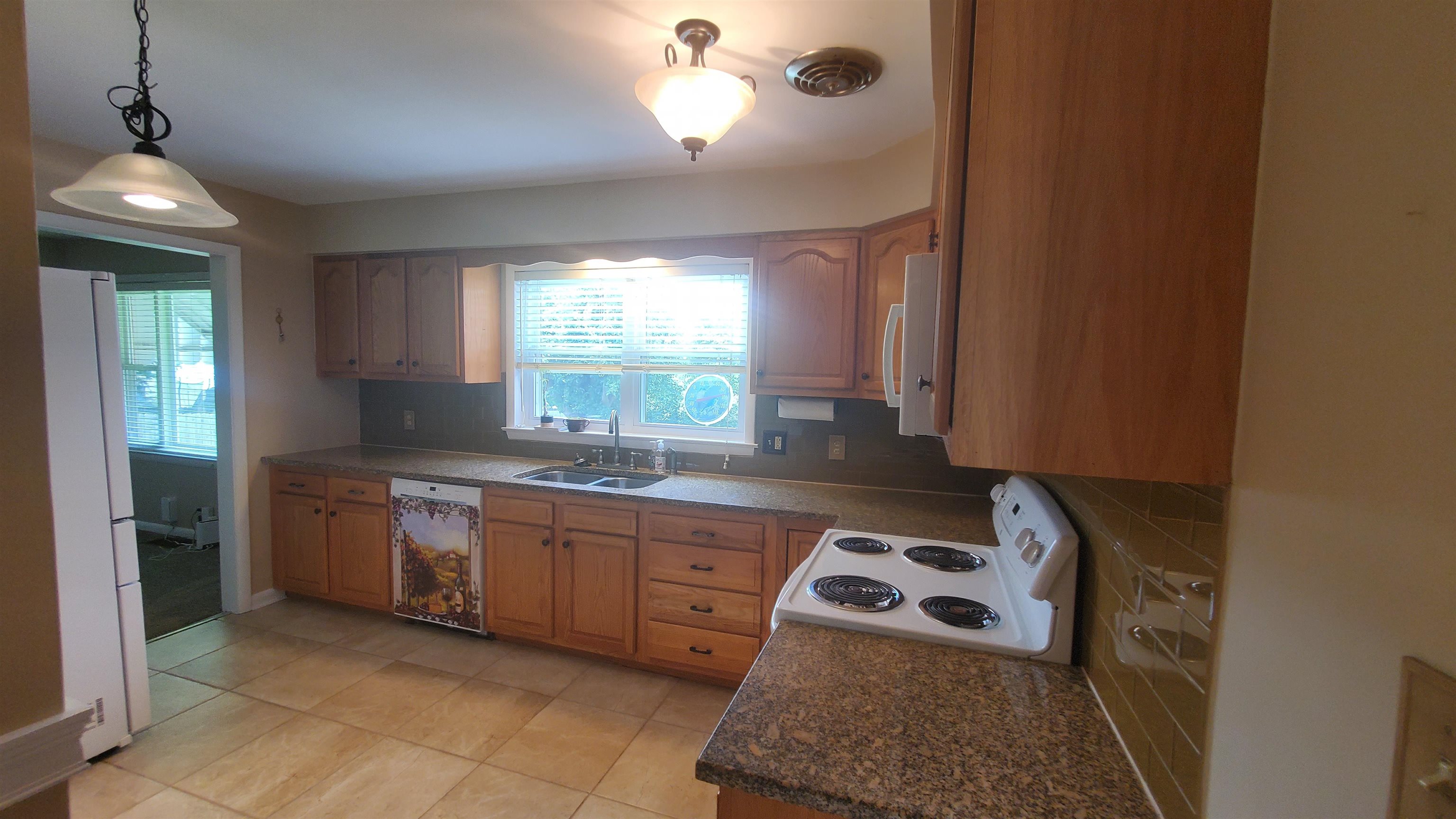 3009 Ranch Road Ashland, KY 41102 - Photo 10 of 28 Gallery Image 10