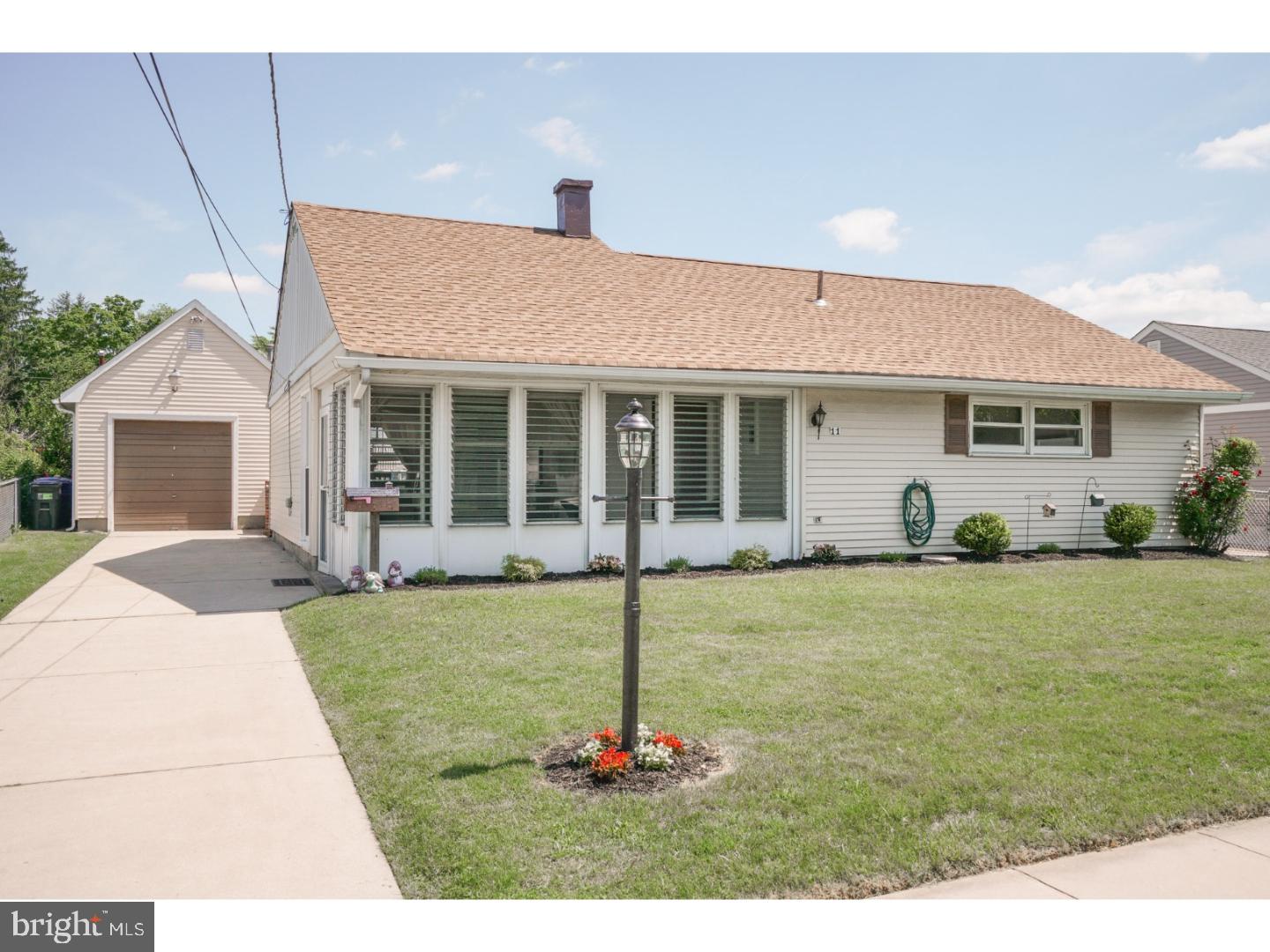 11 Paul Road Maple Shade, NJ 08052 - Photo 2 of 23