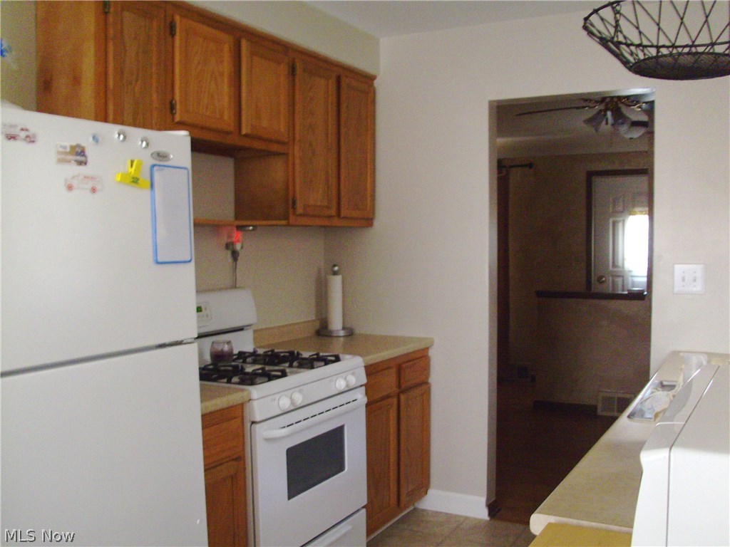30425 Forestgrove Road Willowick, OH 44095 - Photo 7 of 12