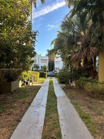 $1,700 | 1522 Meridian Avenue, Unit 6, Miami Beach, FL 33139