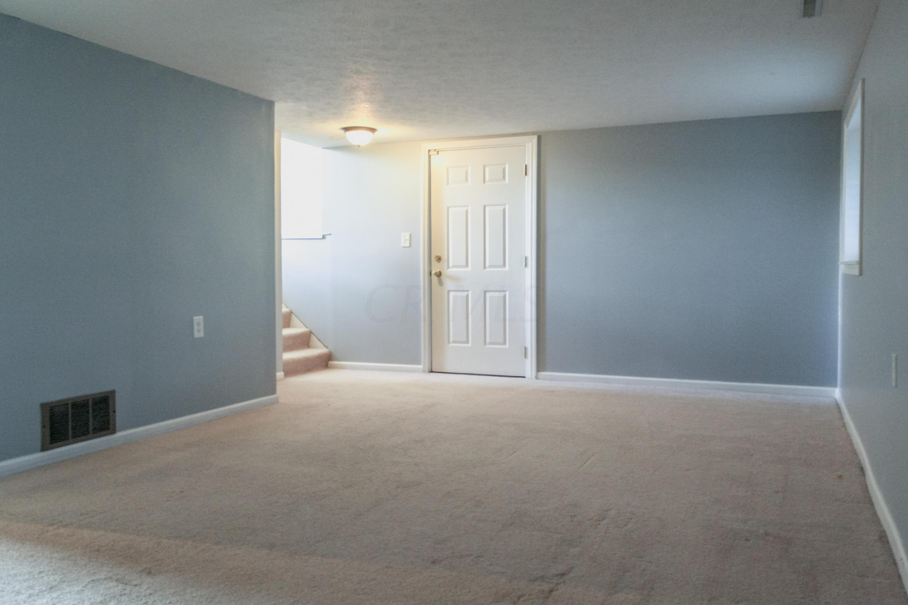 3950 Ivorton Road West Columbus, OH 43207 - Photo 20 of 28 Gallery Image 20