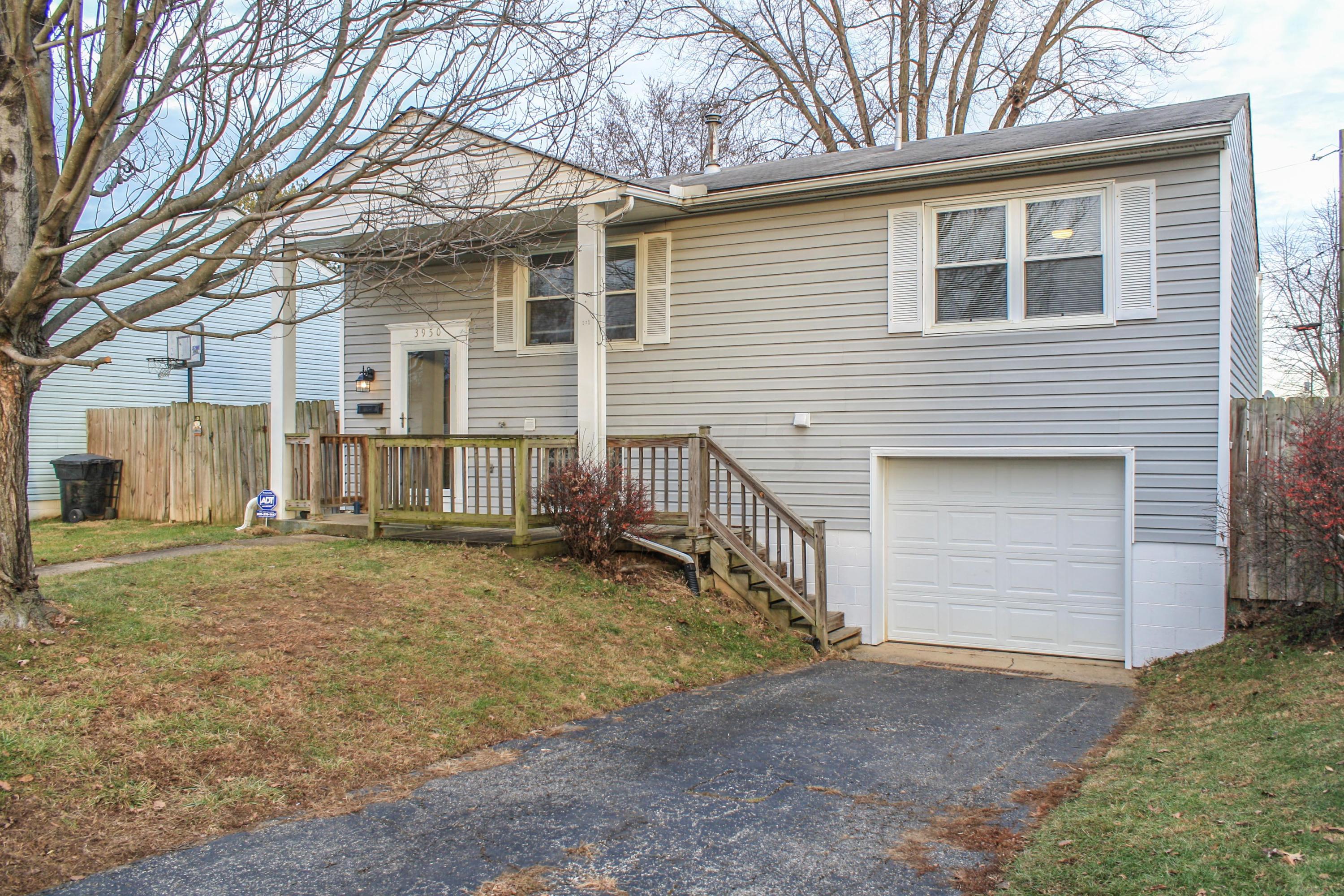 3950 Ivorton Road West Columbus, OH 43207 - Photo 4 of 28 Gallery Image 4