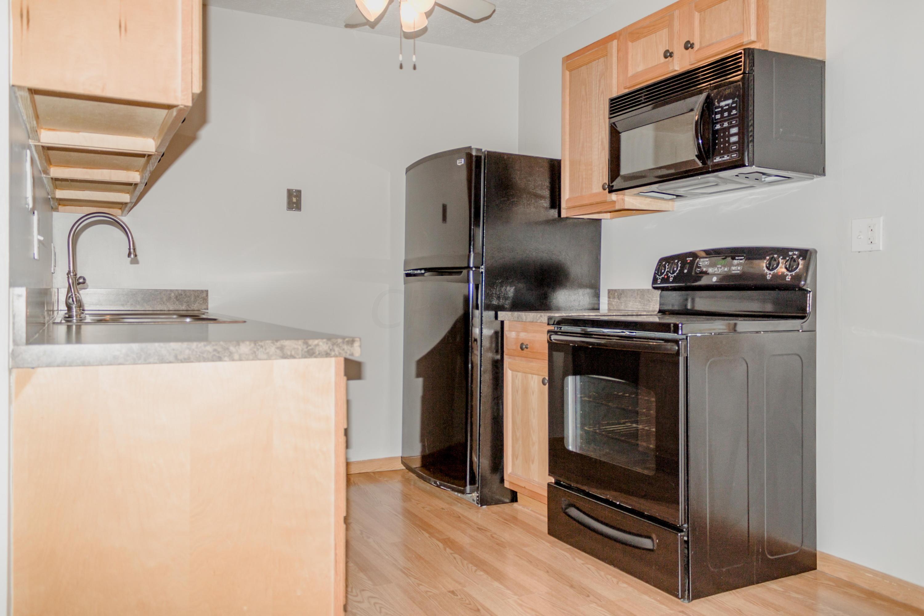 3950 Ivorton Road West Columbus, OH 43207 - Photo 10 of 28 Gallery Image 10