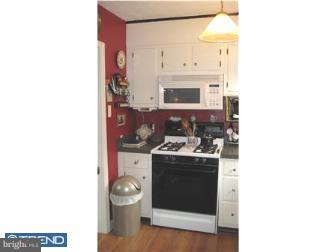 227 Locust Road Fort Washington, PA 19034 - Photo 6 of 12 Kitchen