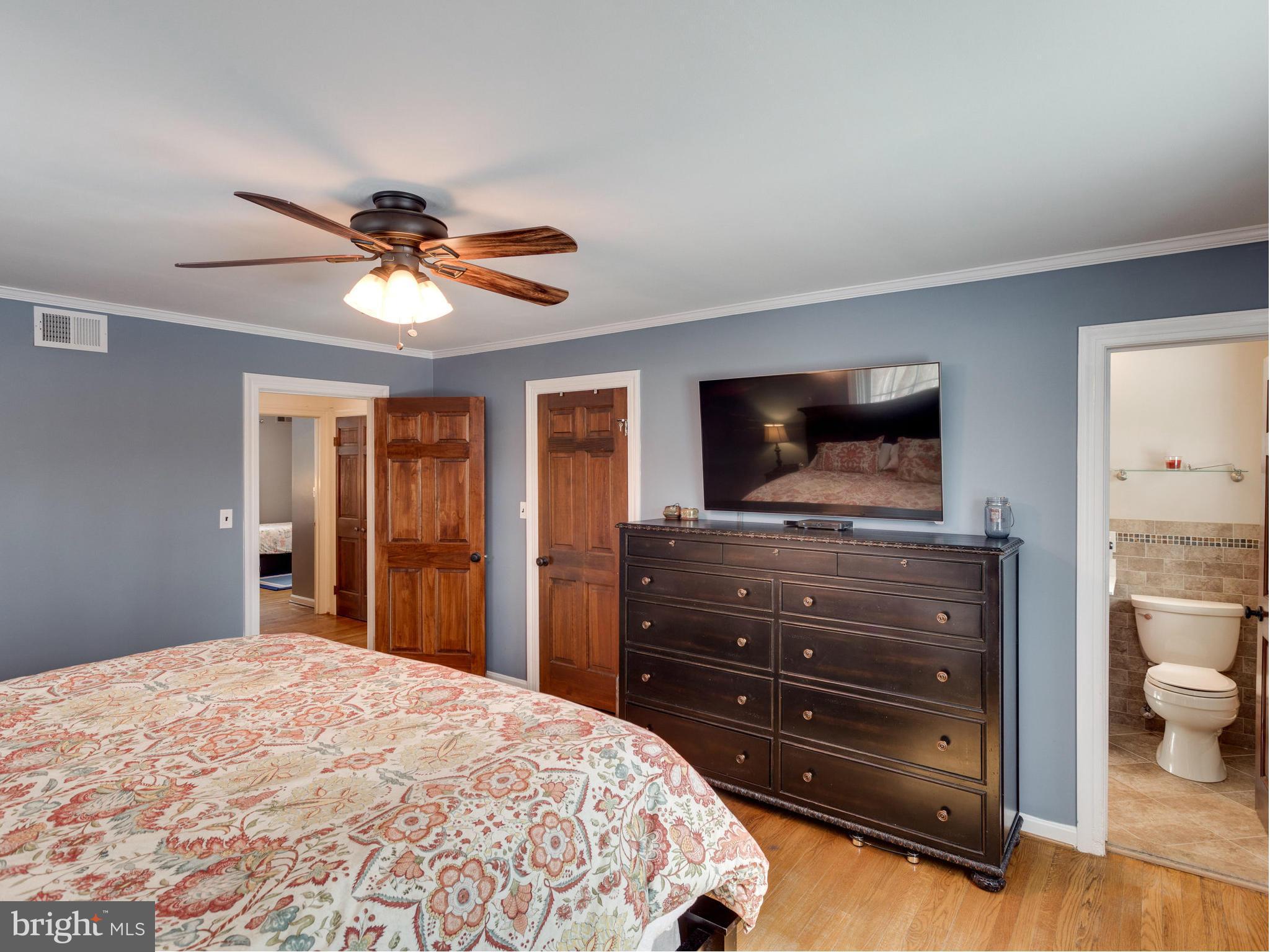 11633 Henderson Road Clifton, VA 20124 - Photo 15 of 30 Bedroom (Master)