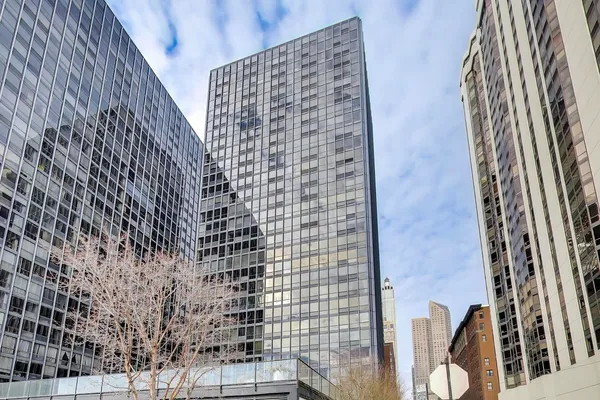 $4,500 | 910 North Lake Shore Drive, Unit 1615, Chicago, IL 60611