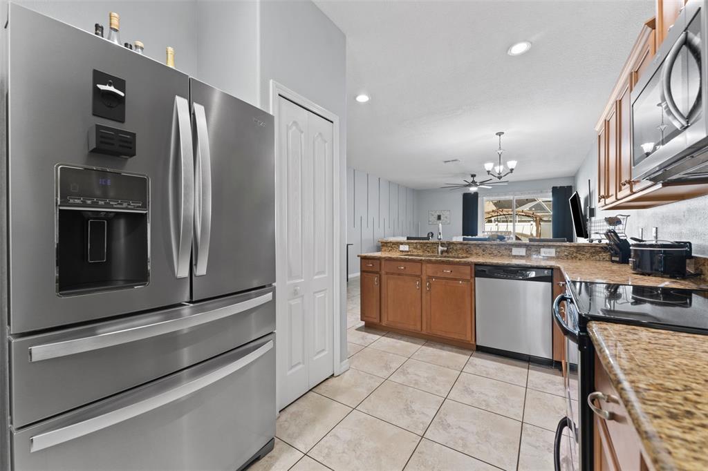 9641 Trumpet Vine Loop Trinity, FL 34655 - Photo 12 of 45 Gallery Image 12