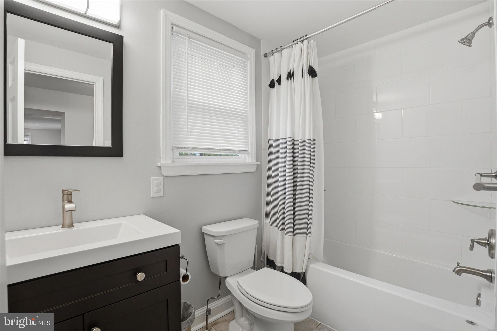 208 Parham Road Springfield, PA 19064 - Photo 17 of 39 Full Bath
