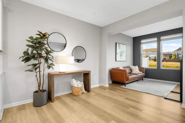 $419,900 | 9616 4th Street North, Lake Elmo, MN 55042