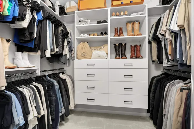 $419,900 | 9616 4th Street North, Lake Elmo, MN 55042