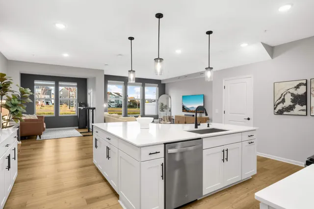 $419,900 | 9616 4th Street North, Lake Elmo, MN 55042