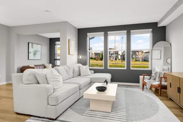 $419,900 | 9616 4th Street North, Lake Elmo, MN 55042