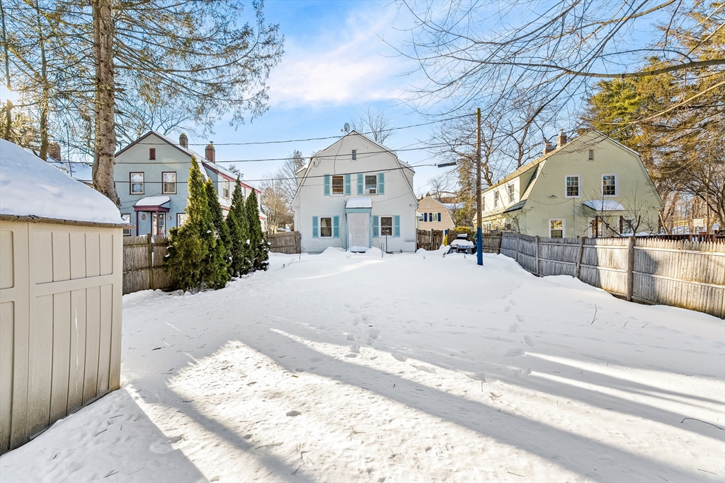 28 Maple Street Southbridge, MA 01550 - Photo 25 of 27