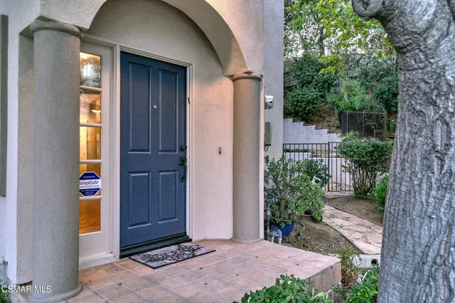 $879,000 | 1044 Larry Court, Newbury Park, CA 91320