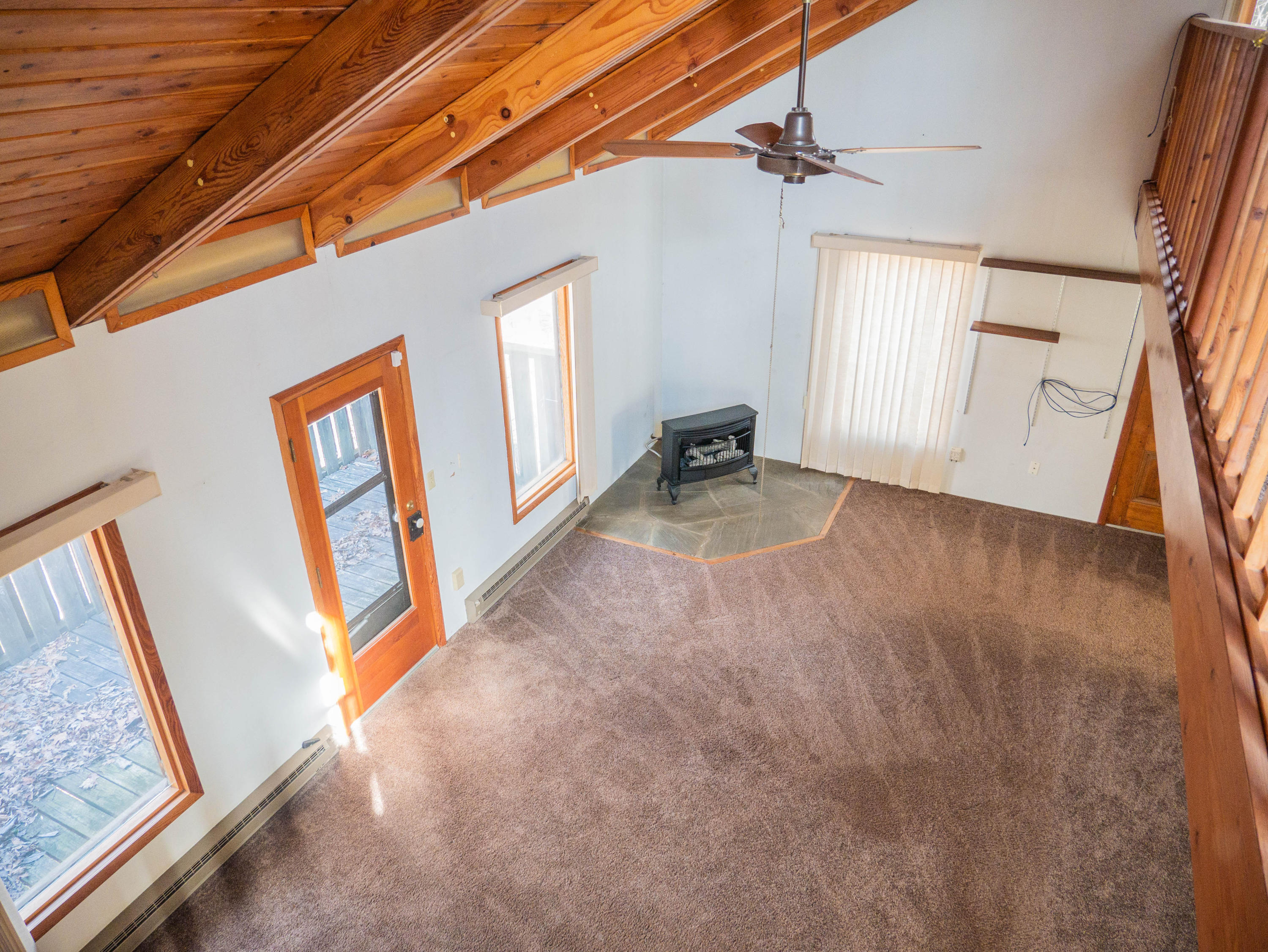 151 Lakeview Circle Clinton, TN 37716 - Photo 15 of 25 P1050934
