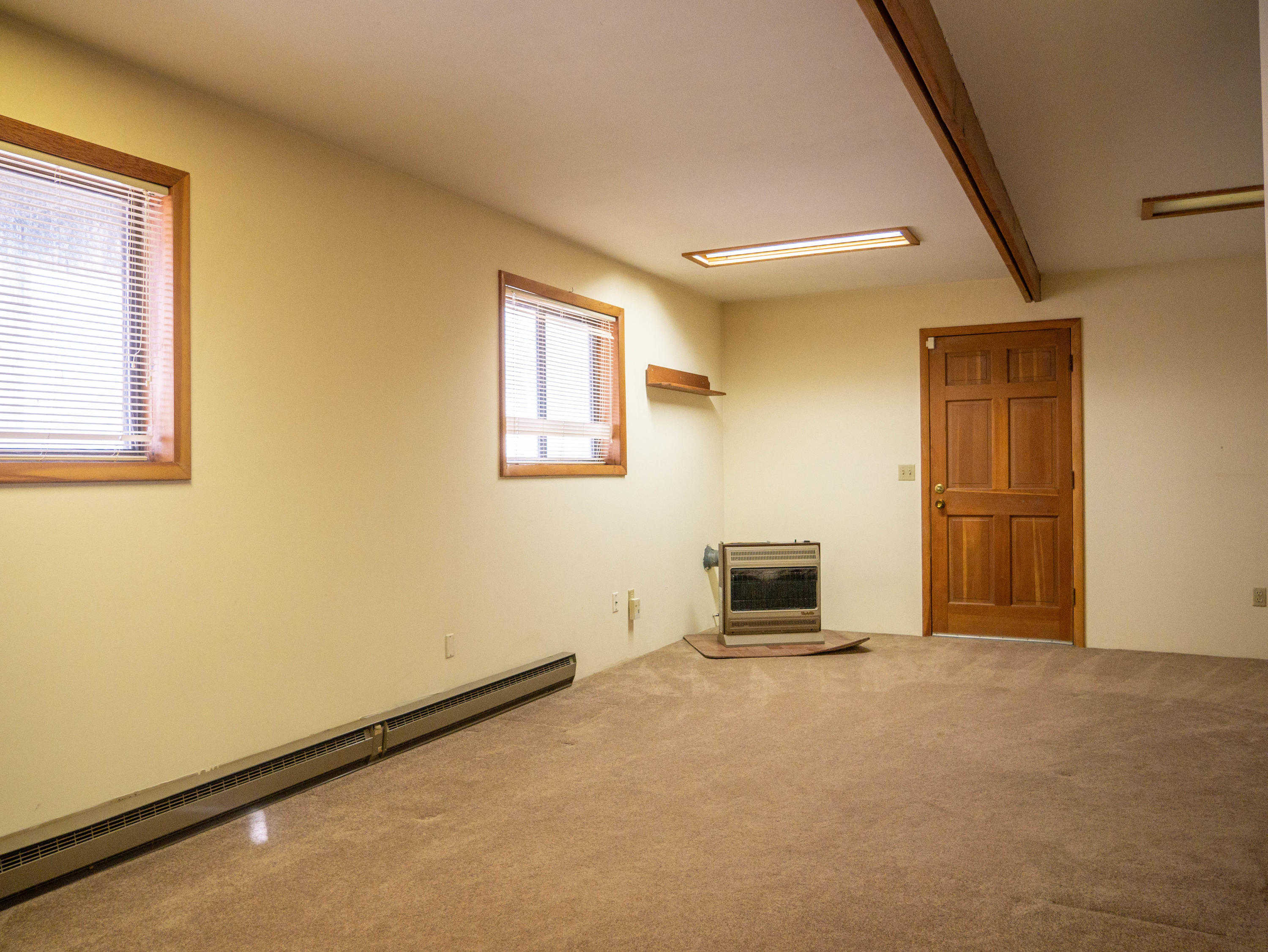 151 Lakeview Circle Clinton, TN 37716 - Photo 22 of 25 P1050928
