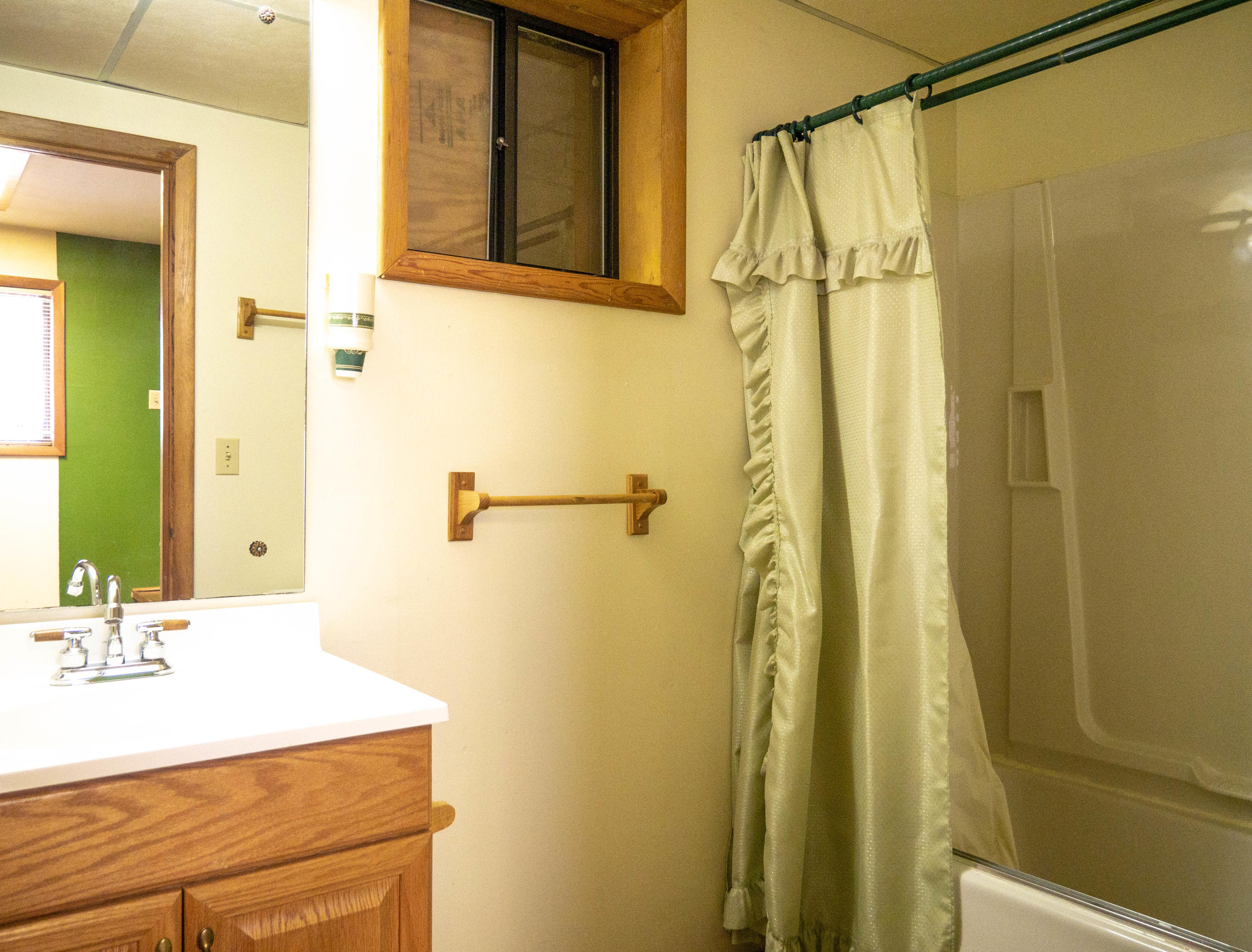 151 Lakeview Circle Clinton, TN 37716 - Photo 25 of 25 P1050933