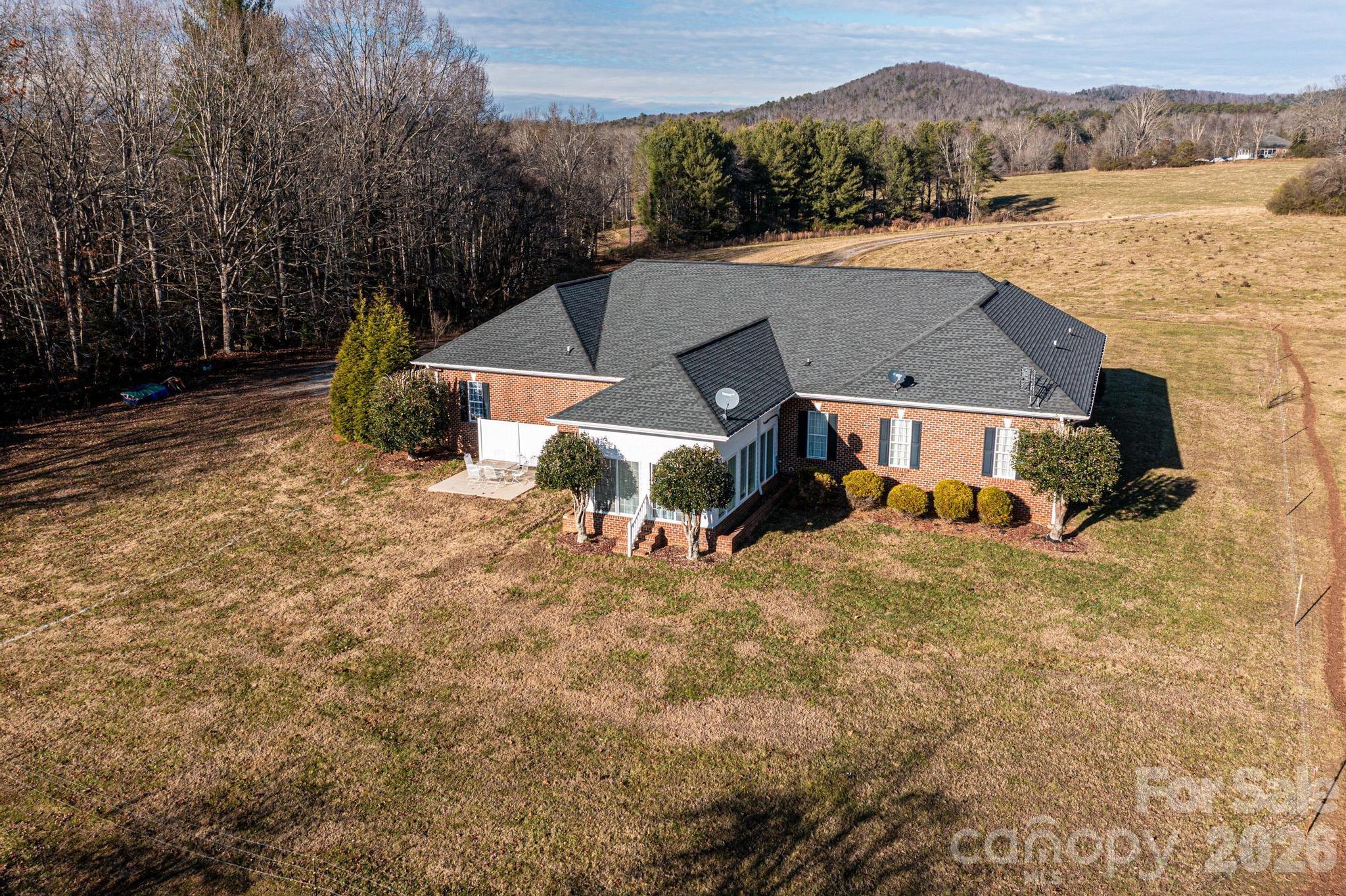 5567 Reid Road Granite Falls, NC 28630 - Photo 4 of 45