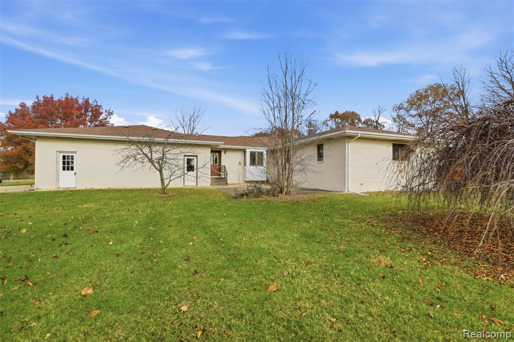 3854 Castle Road North Branch, MI 48461 - Photo 31 of 46