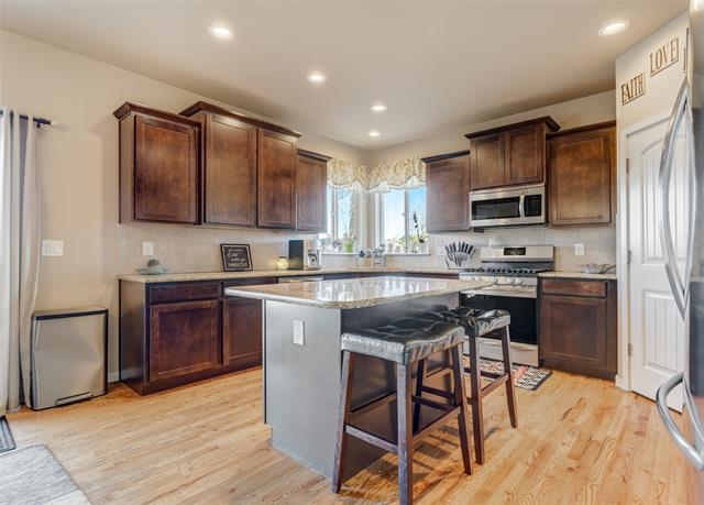 5136 Pring Ranch Road Colorado Springs, CO 80922 - Photo 9 of 39