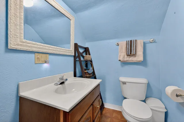 $240,000 | 2108 North Richmond Street, Appleton, WI 54911