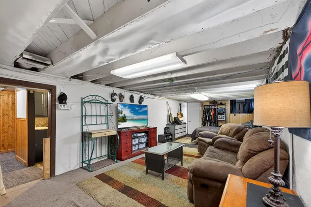 $240,000 | 2108 North Richmond Street, Appleton, WI 54911