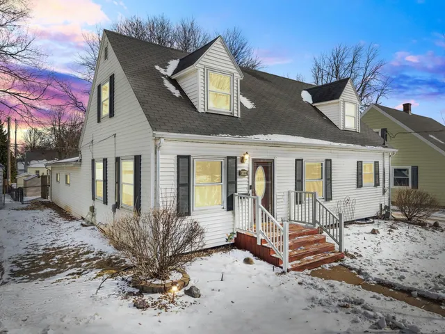 $240,000 | 2108 North Richmond Street, Appleton, WI 54911