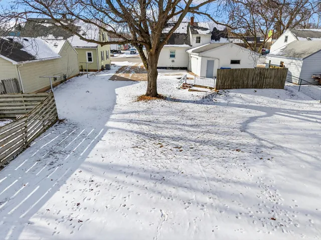 $240,000 | 2108 North Richmond Street, Appleton, WI 54911