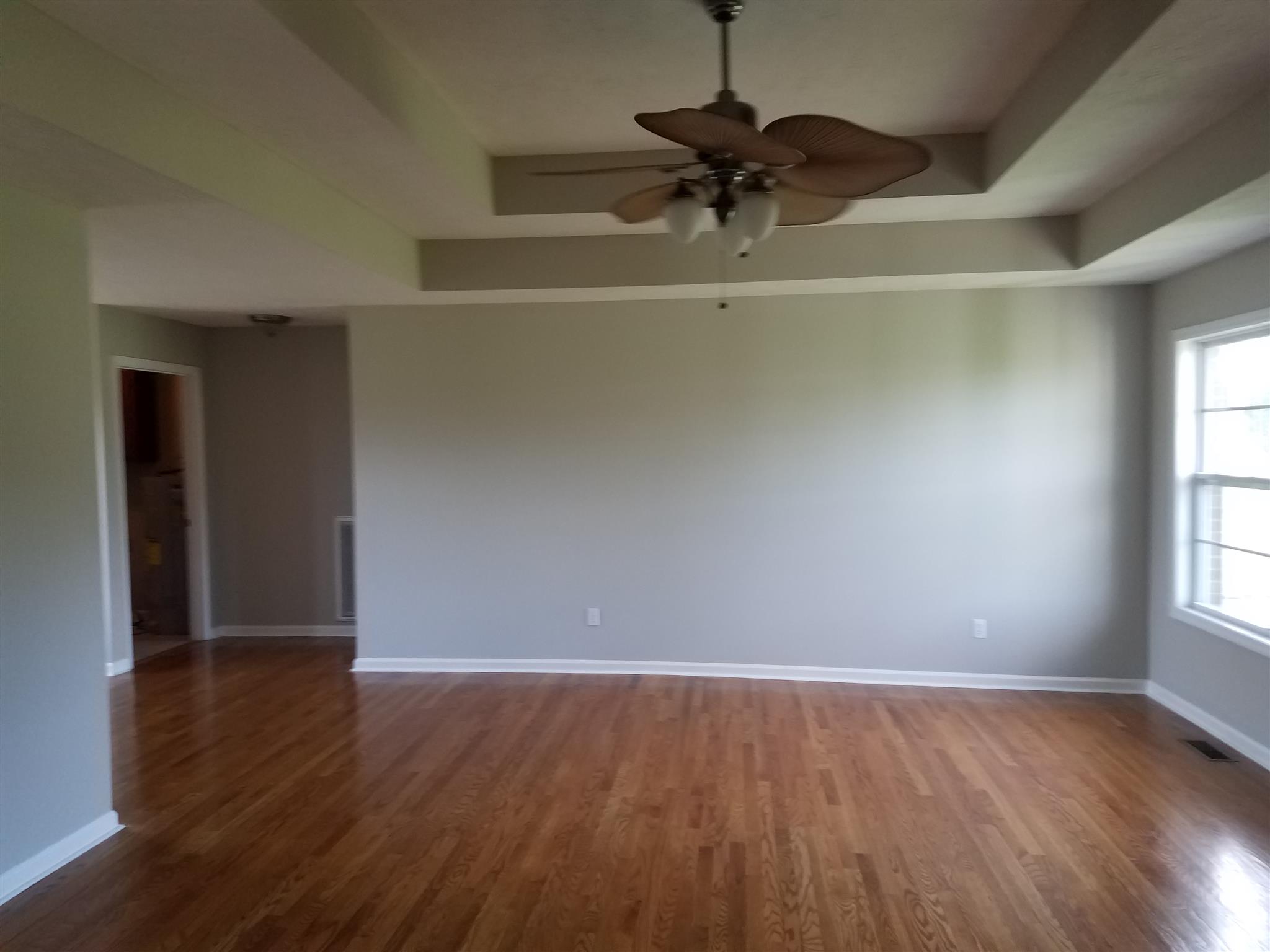 207 Trent Road Lafayette, TN 37083 - Photo 8 of 18 beautiful paddle ceiling fan in the living room