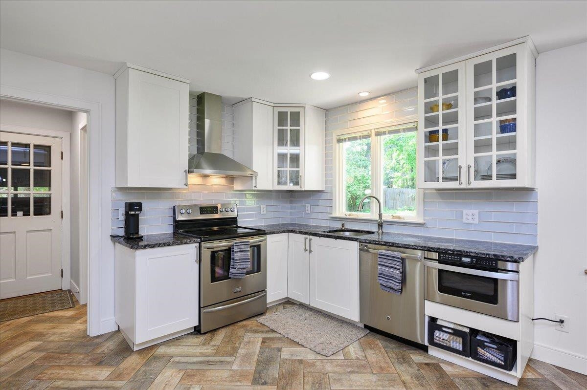8824 Oneal Road Raleigh, NC 27613 - Photo 16 of 33 Photo 16