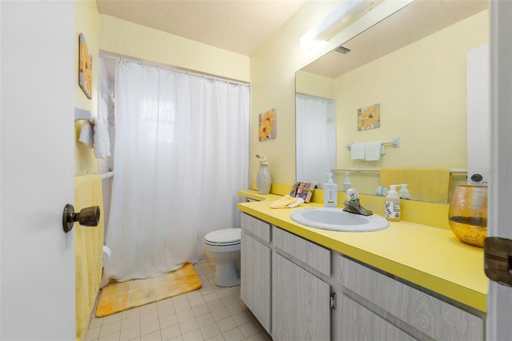 8127 Southwest 12th Place Gainesville, FL 32607 - Photo 15 of 27