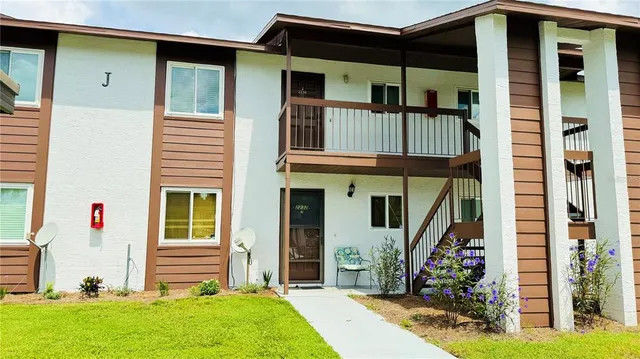 $1,295 | 39132 County Road 54, Unit 2234, Zephyrhills, FL 33542