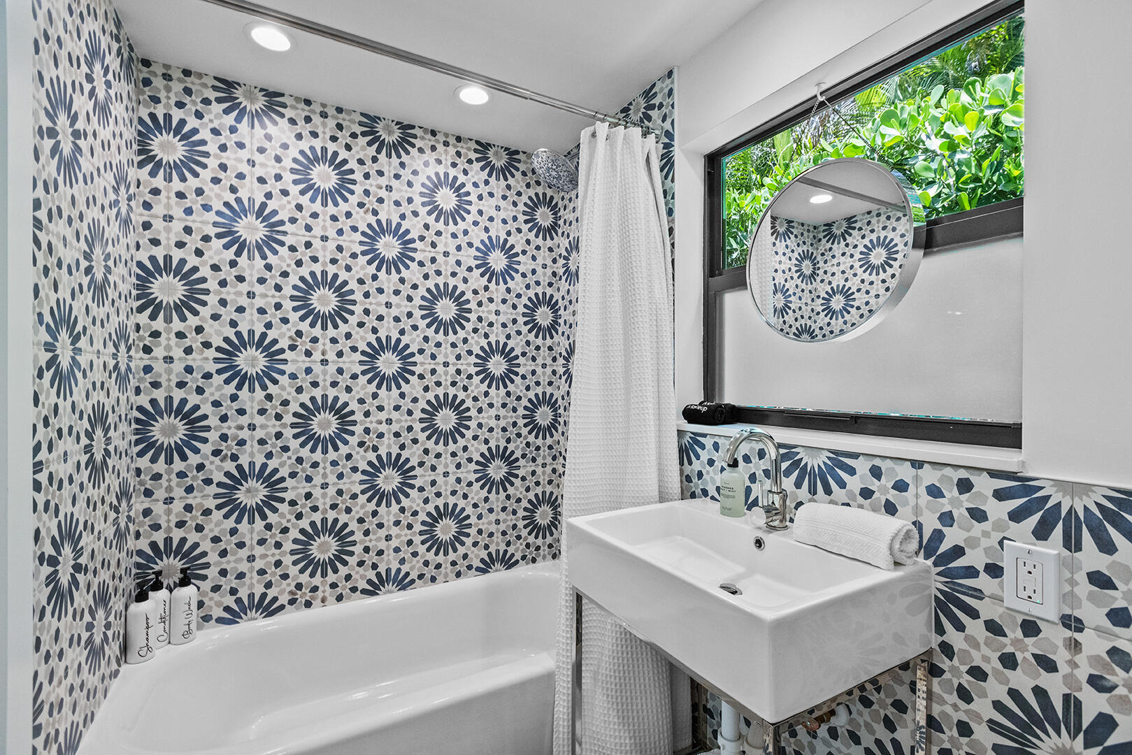 3214 Washington Road West Palm Beach, FL 33405 - Photo 25 of 47 25