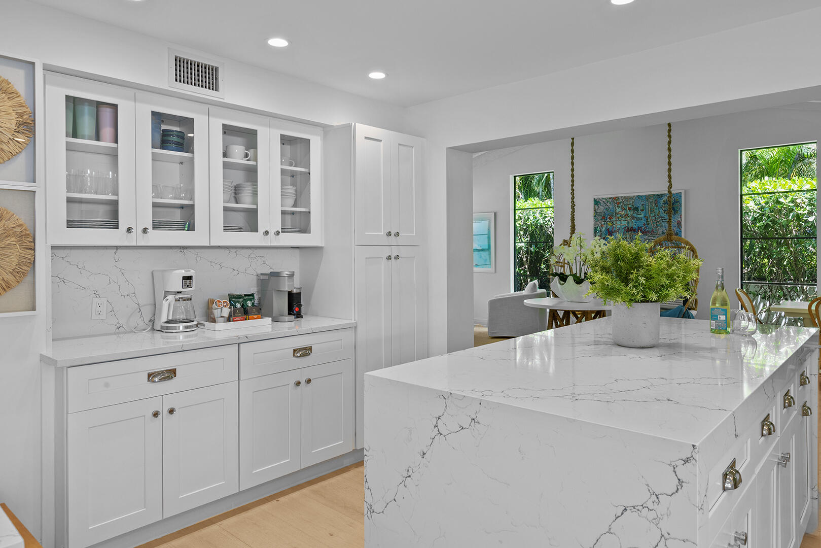3214 Washington Road West Palm Beach, FL 33405 - Photo 10 of 47 10