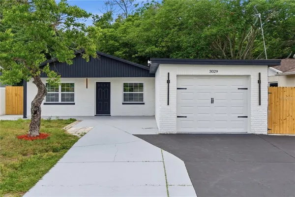 $1,950 | 3029 Corona Drive, Holiday, FL 34690