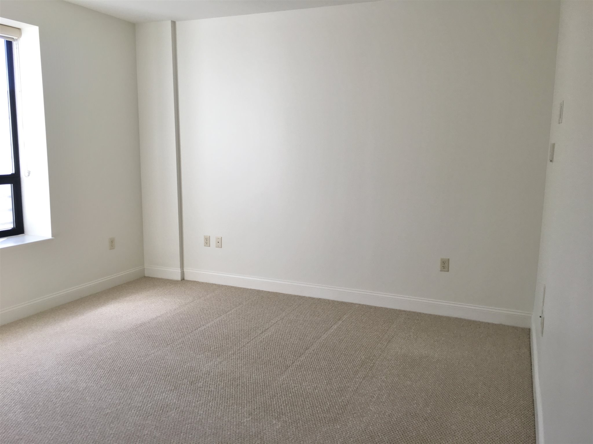 875 Elm Street, Unit 207 Manchester, NH 03101 - Photo 28 of 40