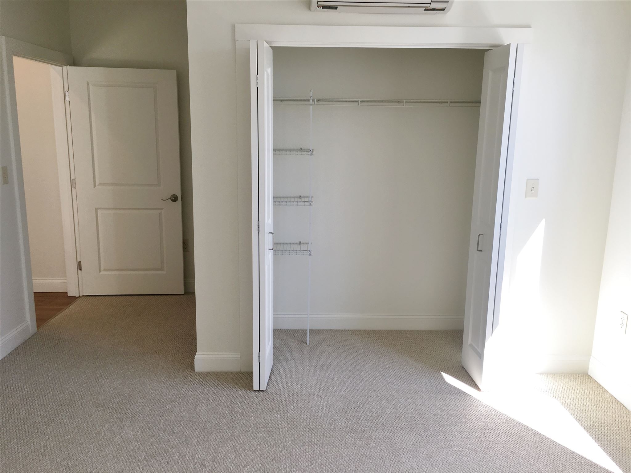 875 Elm Street, Unit 207 Manchester, NH 03101 - Photo 33 of 40