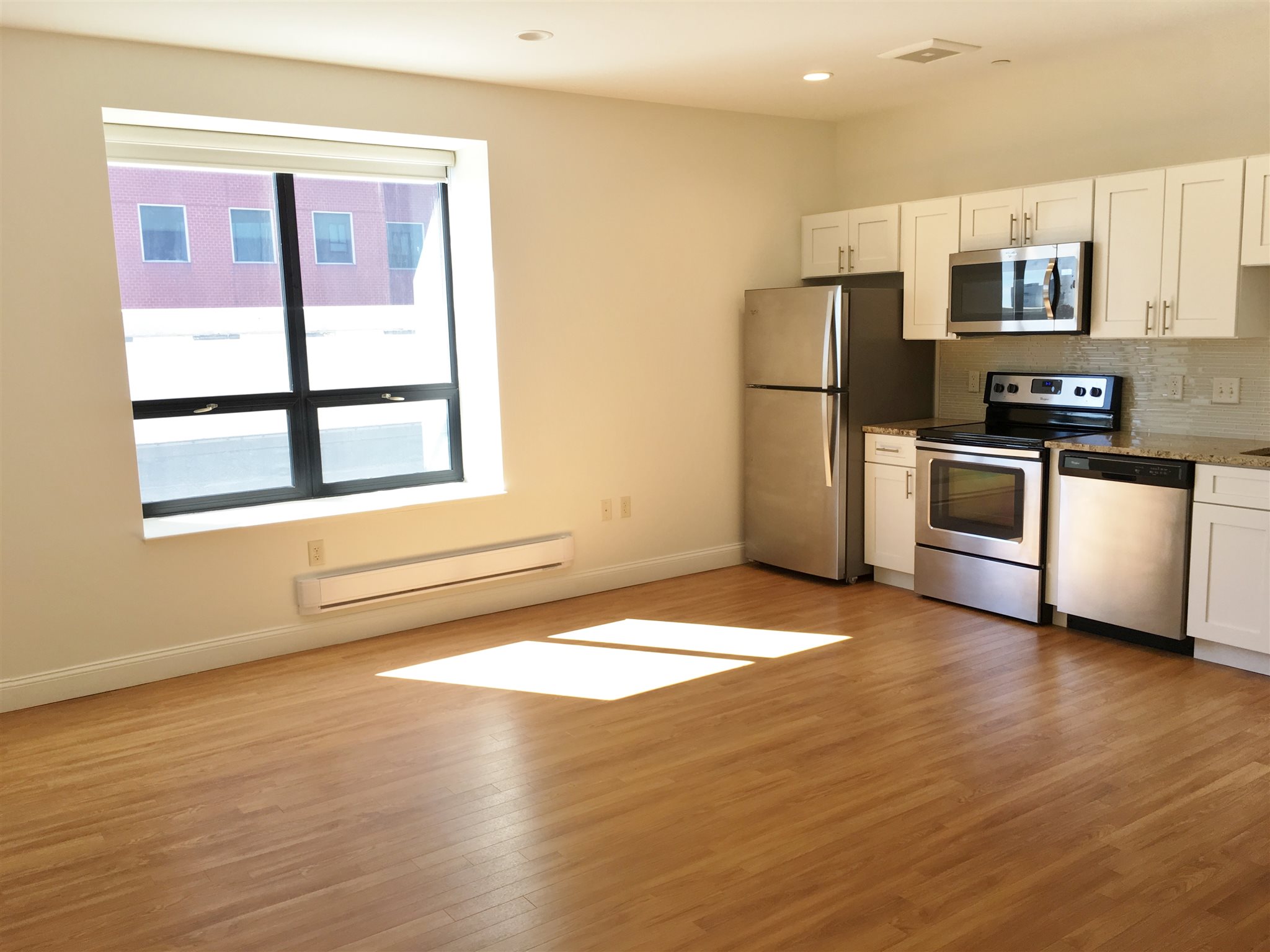 875 Elm Street, Unit 207 Manchester, NH 03101 - Photo 5 of 40