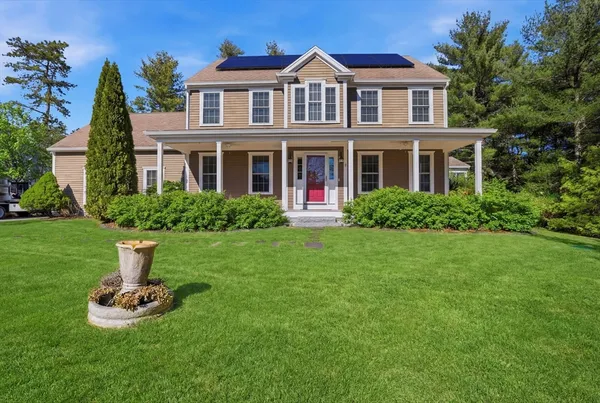 $825,000 | 8 Winterberry Lane, Wareham, MA 02571