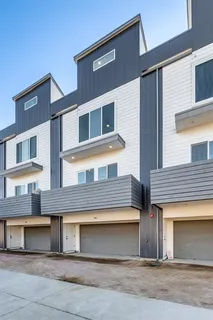 $525,000 | 1901 North Carroll Avenue, Unit 102, Dallas, TX 75204