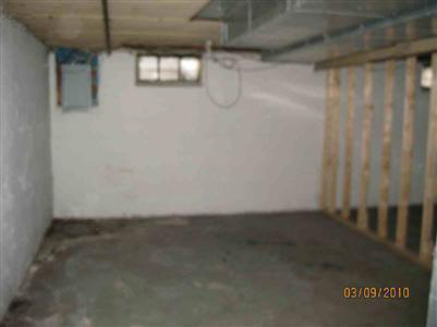 4140 Western Road Flint, MI 48506 - Photo 8 of 8 20107591-7.JPG