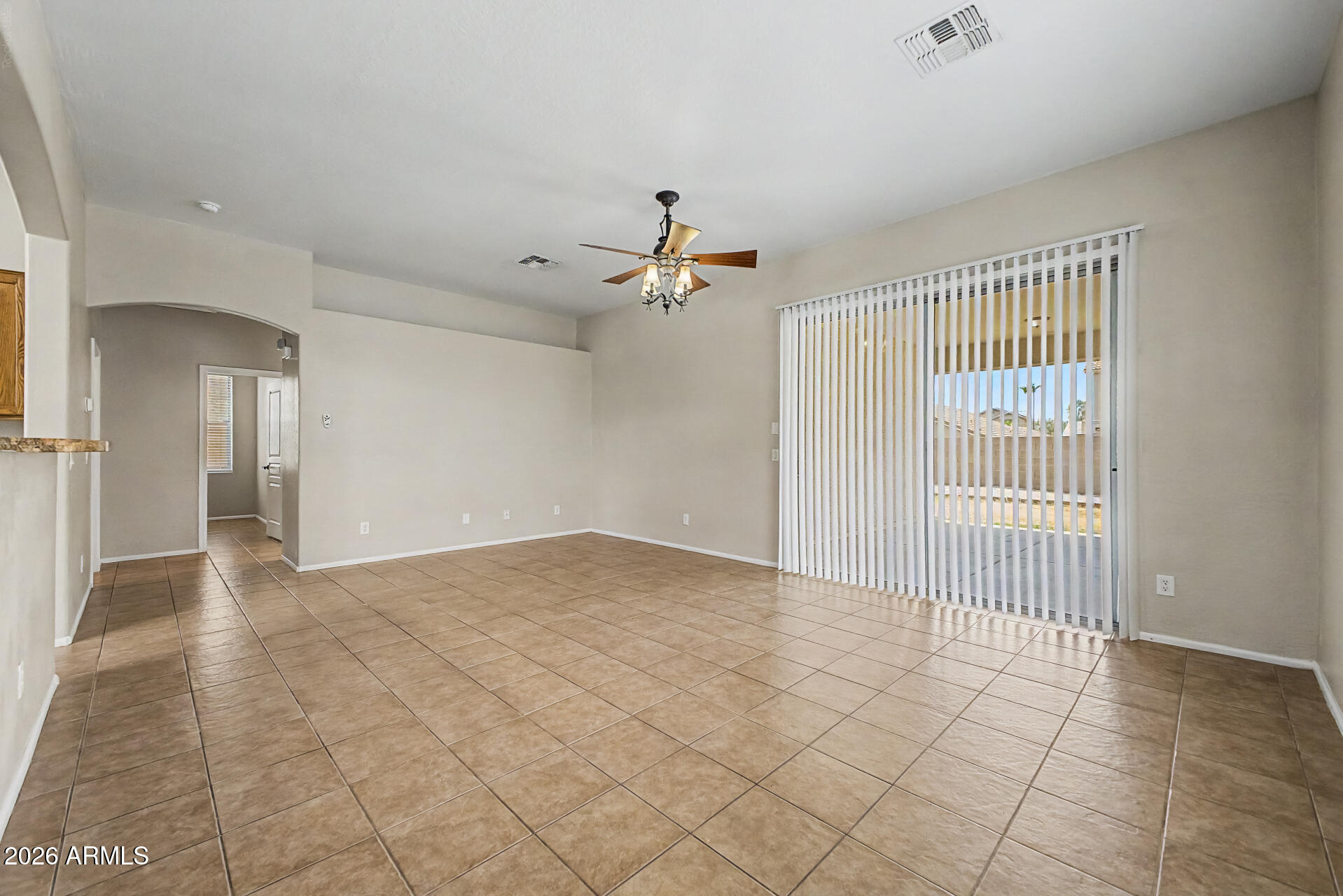 25679 West Crown King Road Buckeye, AZ 85326 - Photo 4 of 24