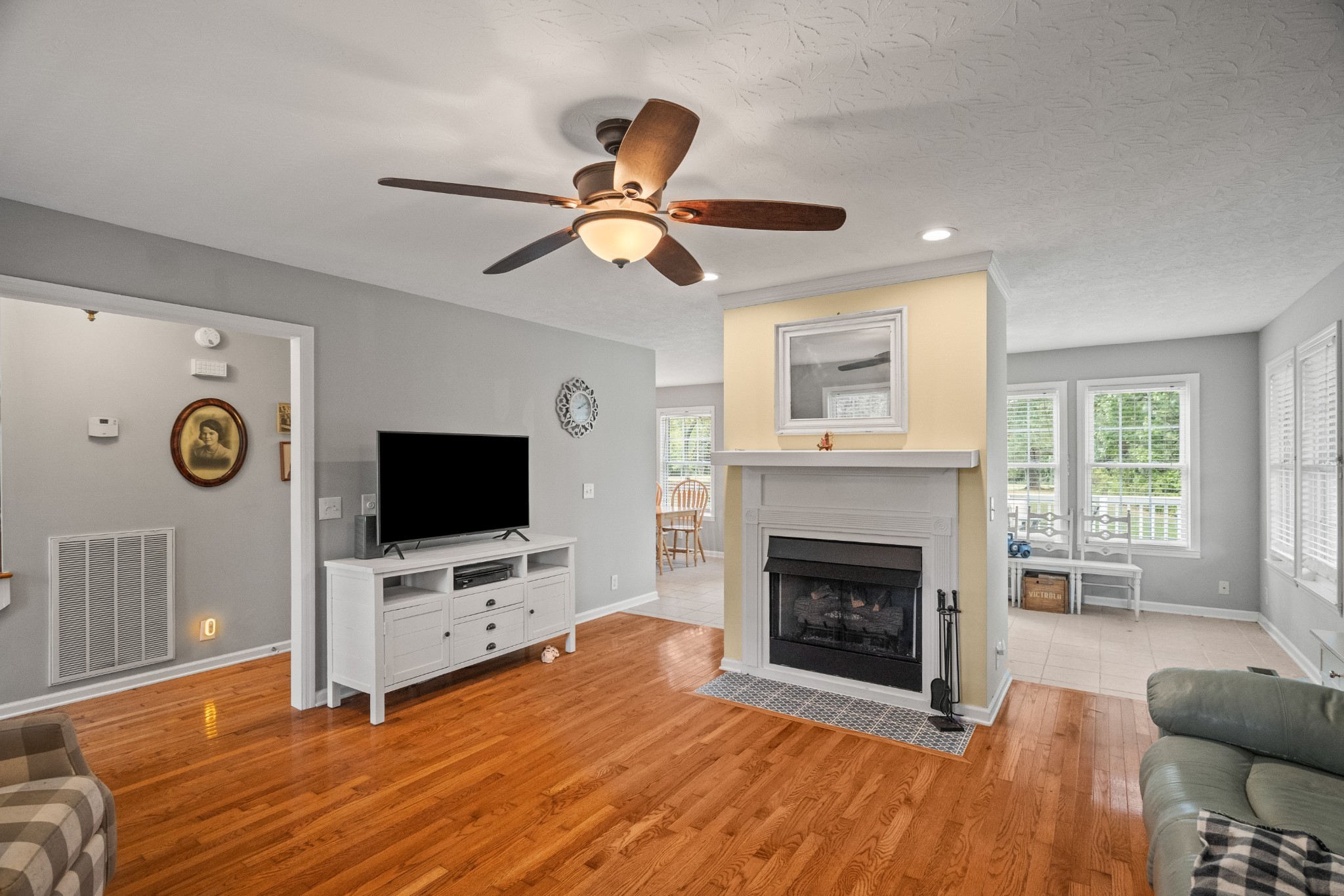 116 Old Parkers Chapel Road Portland, TN 37148 - Photo 39 of 64 a living room with furniture and a fireplace