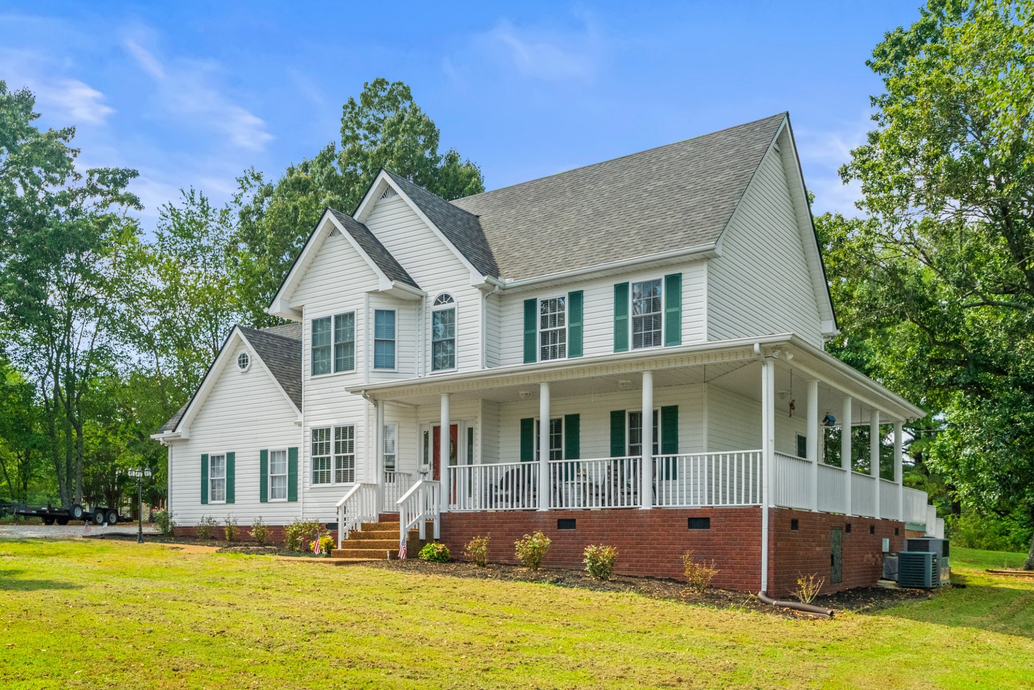 116 Old Parkers Chapel Road Portland, TN 37148 - Photo 5 of 64 a front view of a house with a yard