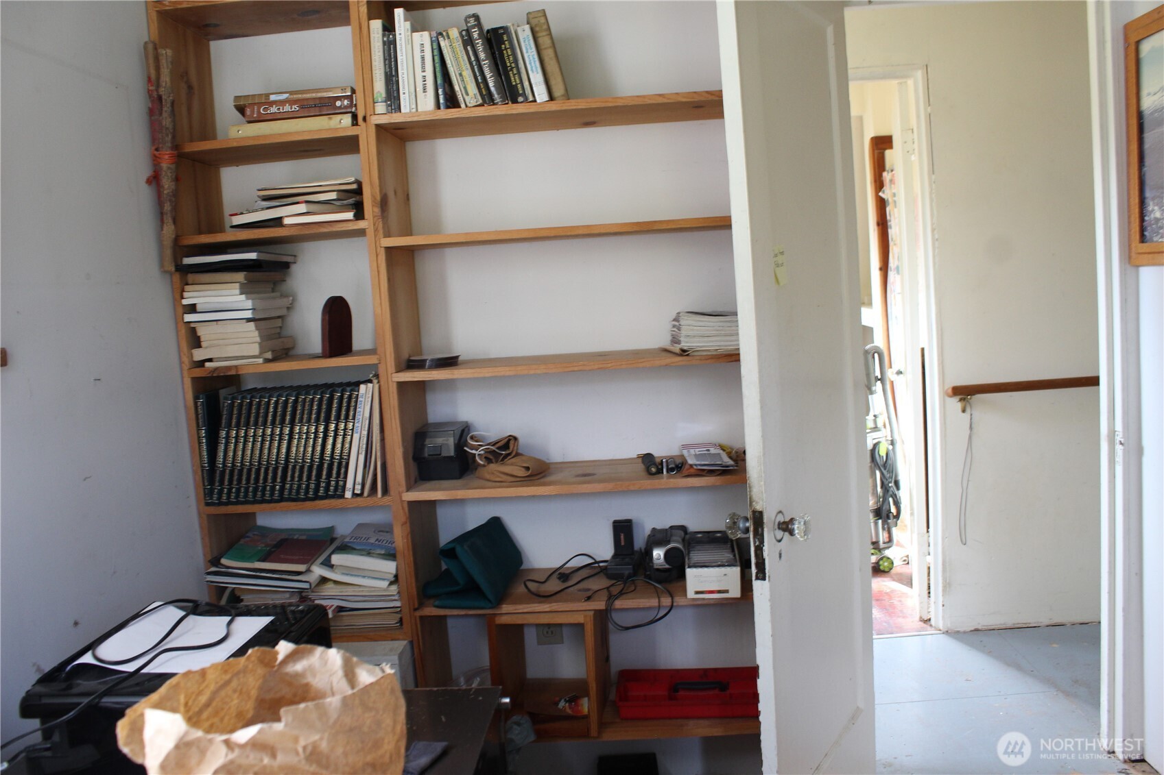 2600 Center Road Chimacum, WA 98325 - Photo 11 of 22 a view of workspace with wooden floor