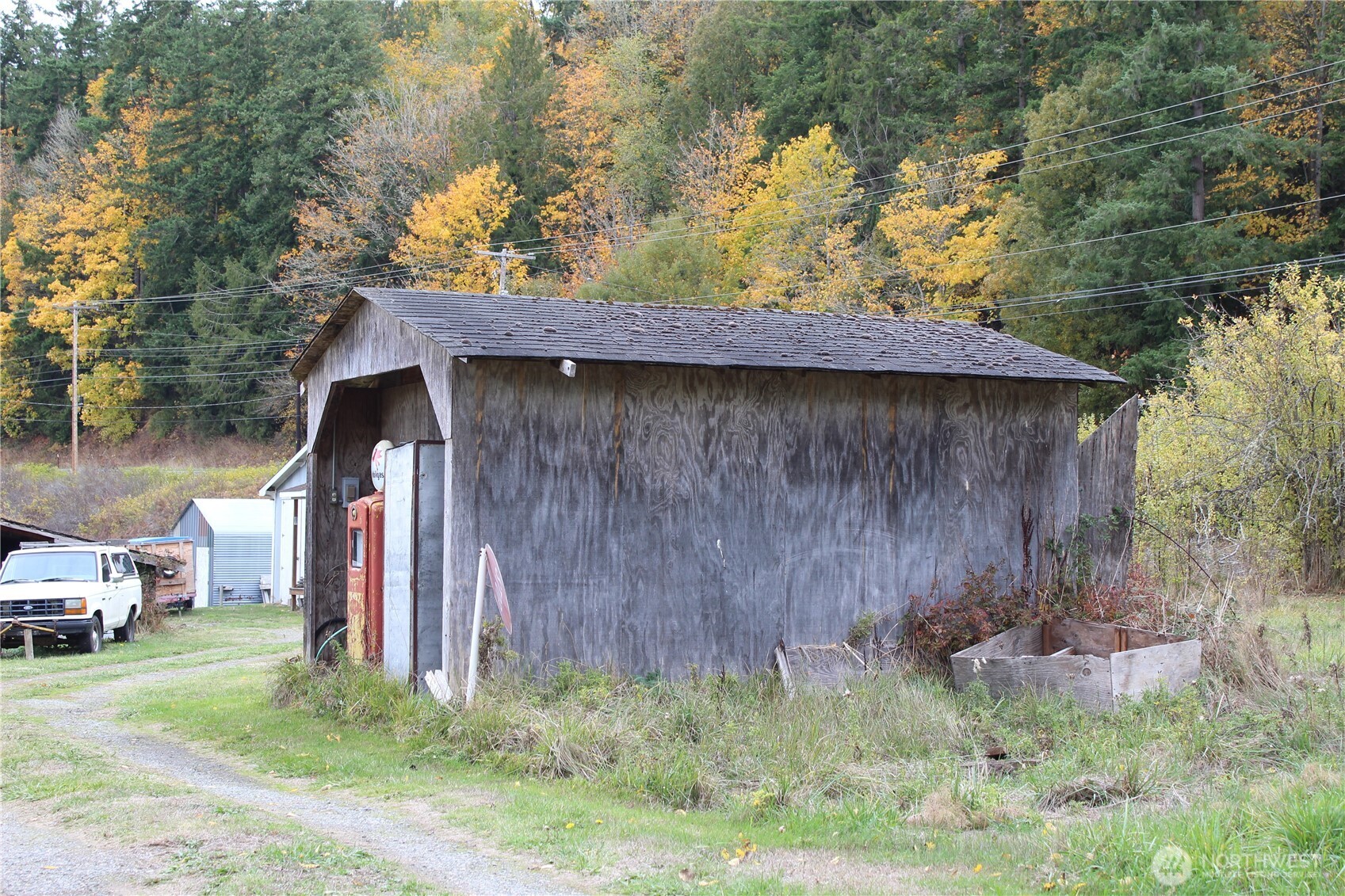 2600 Center Road Chimacum, WA 98325 - Photo 16 of 22 a view of a backyard of the house
