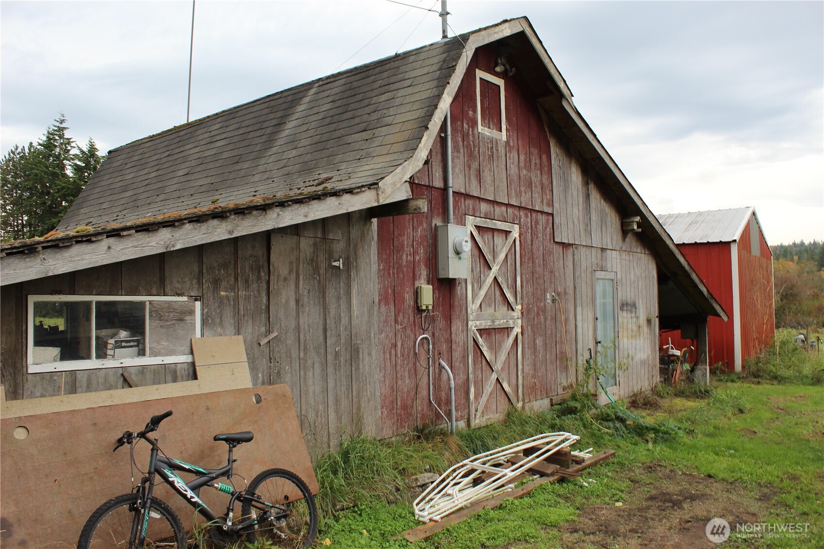 2600 Center Road Chimacum, WA 98325 - Photo 21 of 22 a backyard of a house