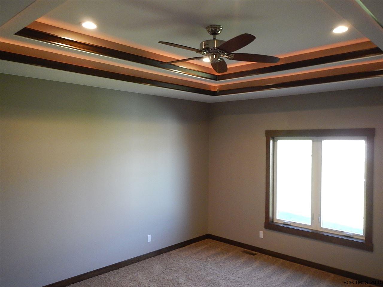 2248 Antler Ridge Drive Dubuque, IA 52002 - Photo 11 of 16 Gallery Image 11