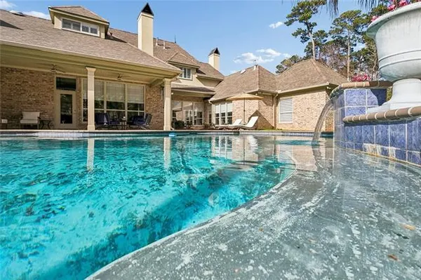 $1,150,000 | 108 Woodstone Drive, Mandeville, LA 70471